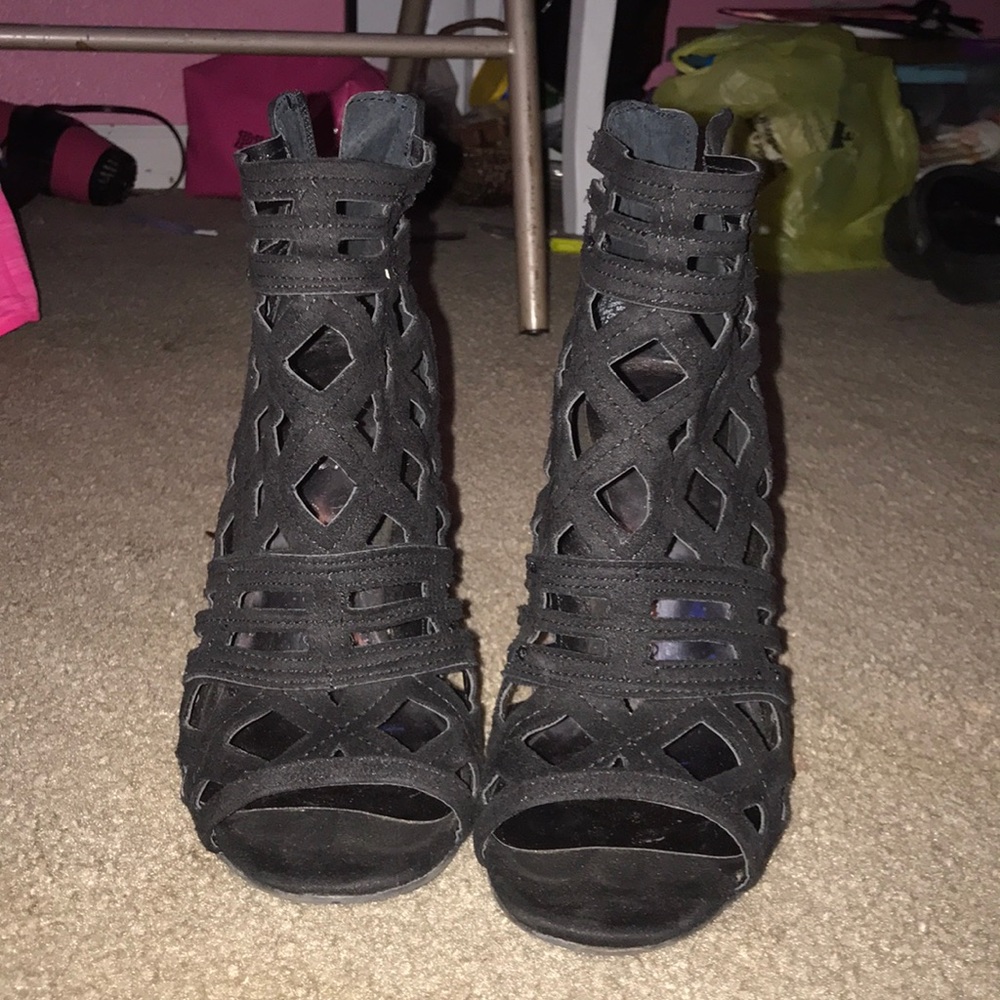 Black heels